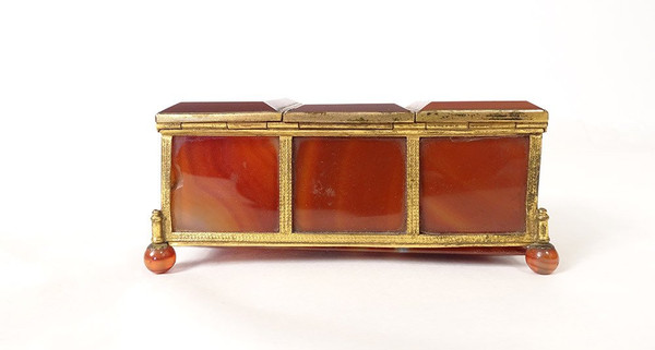 Small three-compartment box agate gilt brass Restoration 19th century