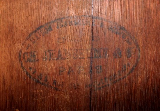  Meuble d’entre-deux « Jeanselme » en Chêne massif, goût Renaissance – Fin XIXe 