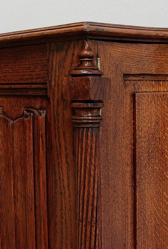  Meuble d’entre-deux « Jeanselme » en Chêne massif, goût Renaissance – Fin XIXe 