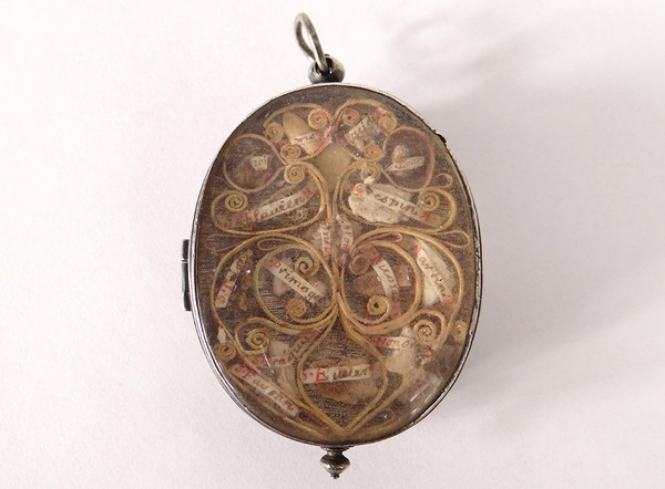 Reliquary Double Medallion 4 Faces Silver Saints Paperolle Virgin XVIIIth century