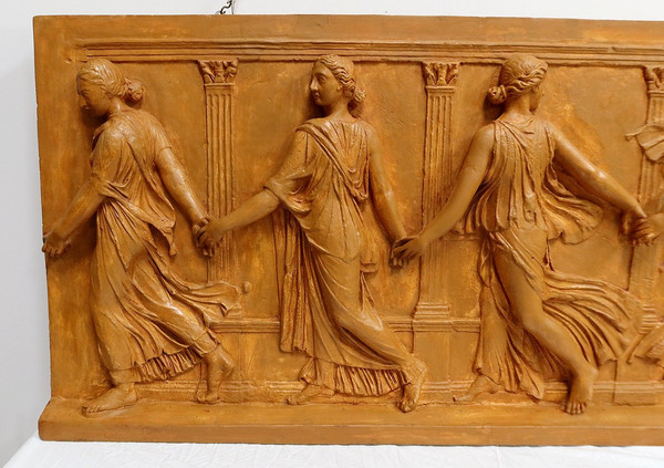 Sculpture Haut-Relief en Plâtre, « Danseuses de Borghèse » – XIXe