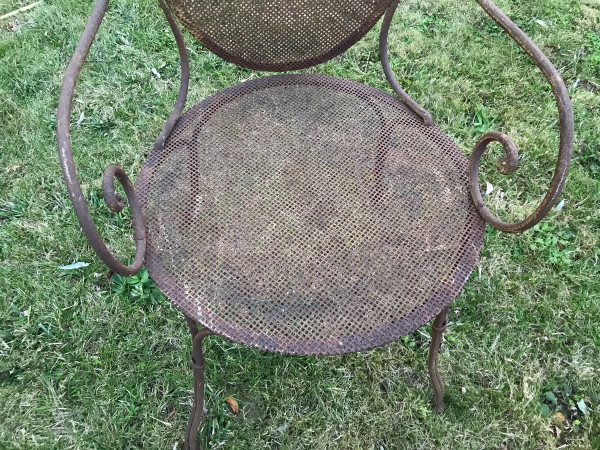 Beautiful garden in squared iron from the 20th century