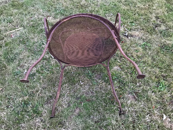 Beautiful garden in squared iron from the 20th century