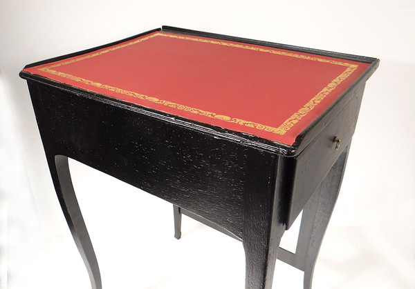 Table à écrire à écran Louis XV Bois Laqué Noir Cuir Rouge XIXème Siècle