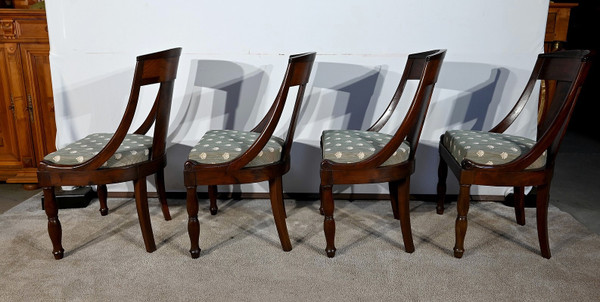 Suite di 4 Sedie Gondola in Mogano Cubano, Periodo del Restauro – Inizio XIX Secolo