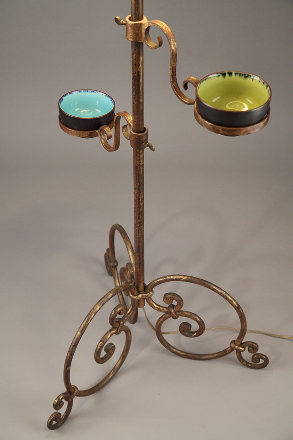 Tripod lampstand with blue ceramic figure