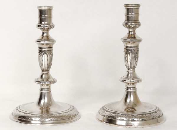 Coppia di candelieri Luigi XIV Torce comunitarie in argento e bronzo del XVII secolo