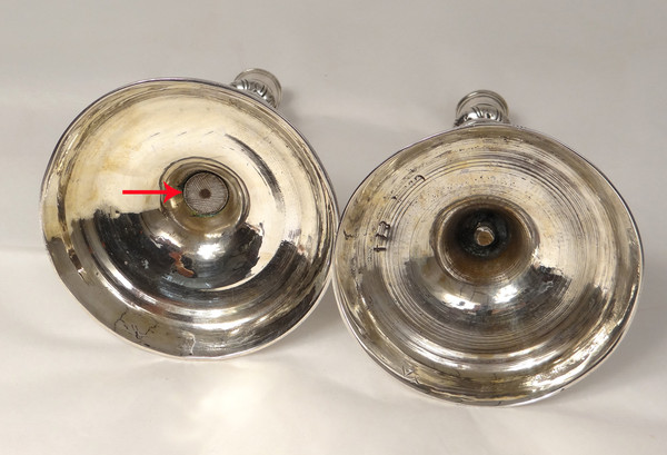 Coppia di candelieri Luigi XIV Torce comunitarie in argento e bronzo del XVII secolo