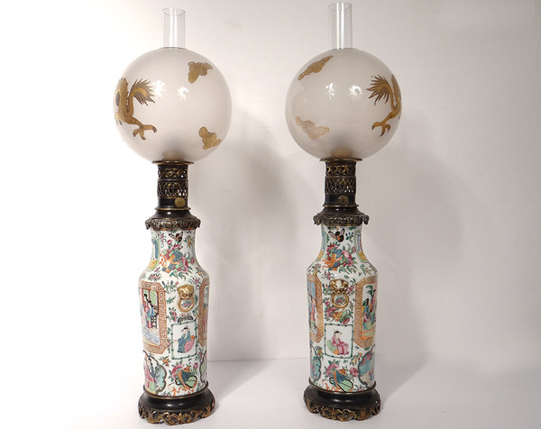Paire Lampes Pétrole Porcelaine Canton Boule Cristal Saint-Louis Bronze 19è