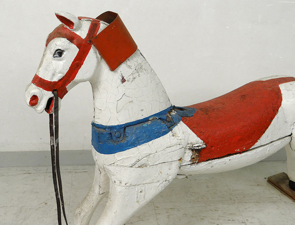 Cheval de Manège Carroussel Bois Sculpté Polychrome XIXème Siècle