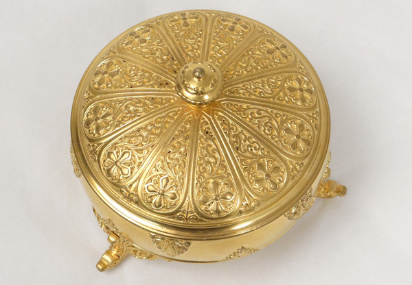 Scatola in bronzo dorato F.Barbedienne Fiori Palmette Napoleone III XIX secolo