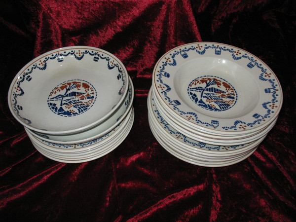 Part of Lunéville earthenware table service, Art Deco period