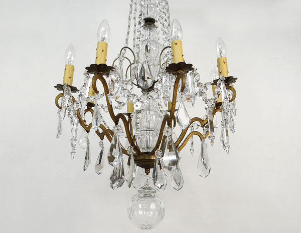 Lampadario a 8 luci in bronzo con ghirlande di cristallo tagliato Lampada a sospensione del XIX secolo