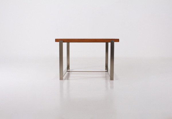 Table Basse / Bout De Canapé Moderniste.