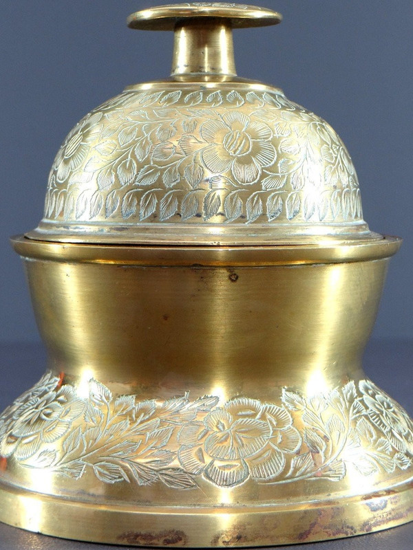 Inde, Années 1930/1950, Clochette De Temple En Laiton Et Bronze.