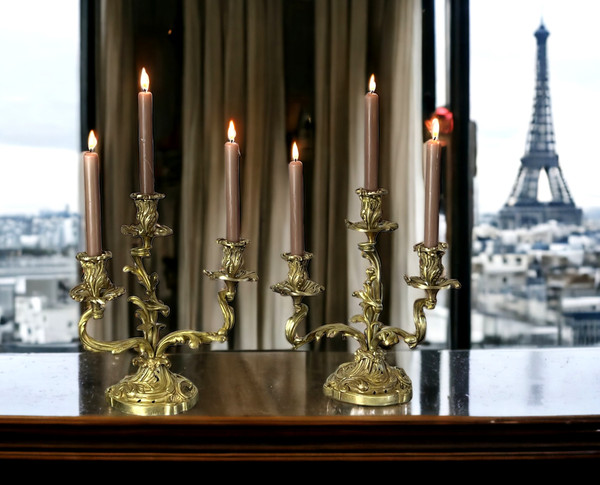 PAIR OF NUMBERED THREE-BRANCH GILT BRONZE CANDLE HOLDERS IN LOUIS XV STYLE