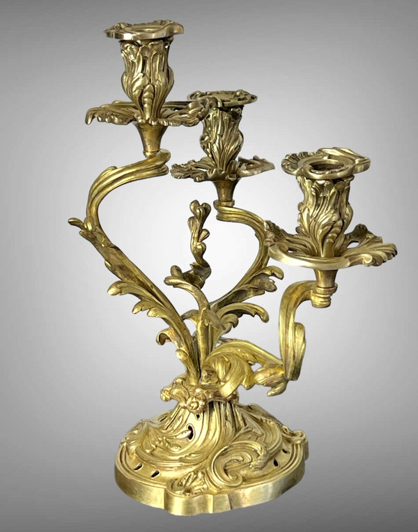 PAIR OF NUMBERED THREE-BRANCH GILT BRONZE CANDLE HOLDERS IN LOUIS XV STYLE