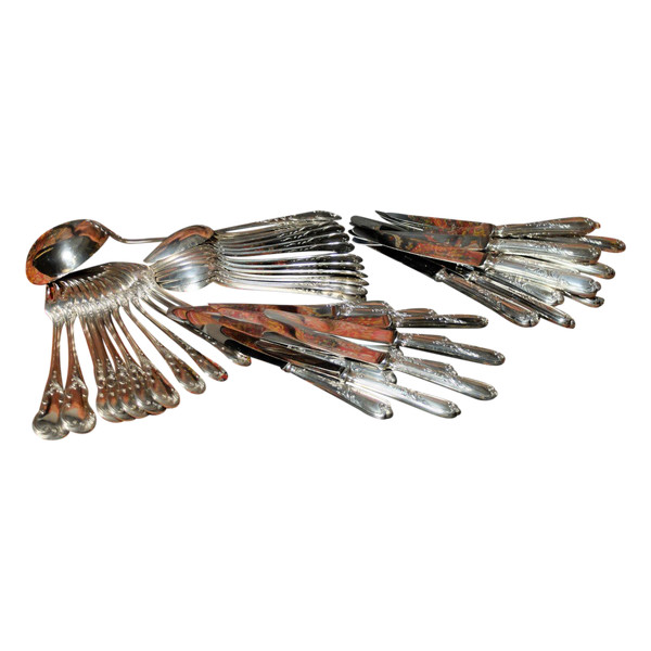 Housewife of 49 pieces by Pierre Queillé and Ercuis