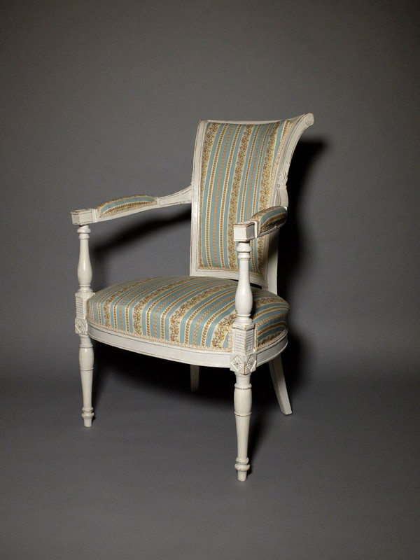 Pair of Directoire period armchairs