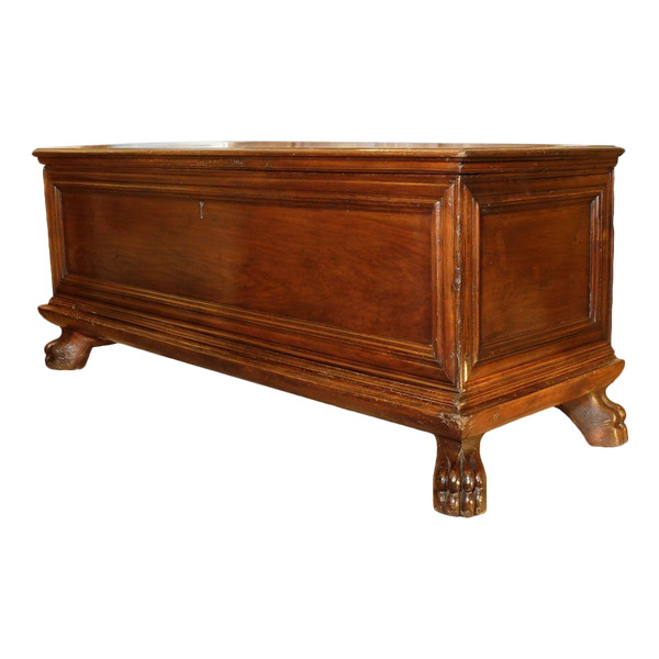 Cassone in legno di noce - Italia, Lombardia - Fine XVI secolo