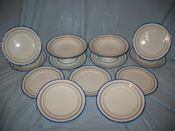 Louis XVI style Paris porcelain dessert service, 19th century