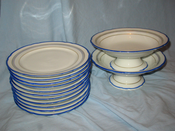 Louis XVI style Paris porcelain dessert service, 19th century