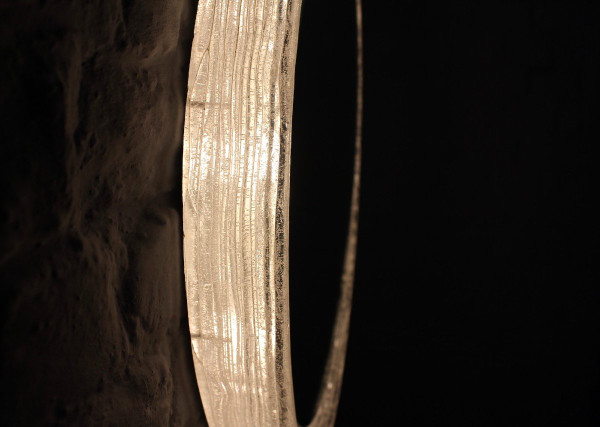 Round Illuminated Plexiglass Mirror.