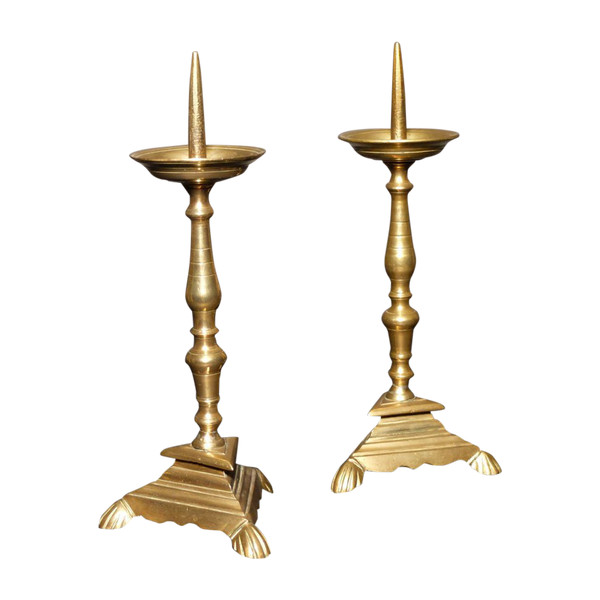 Pair of tripod candle-holders with balusters