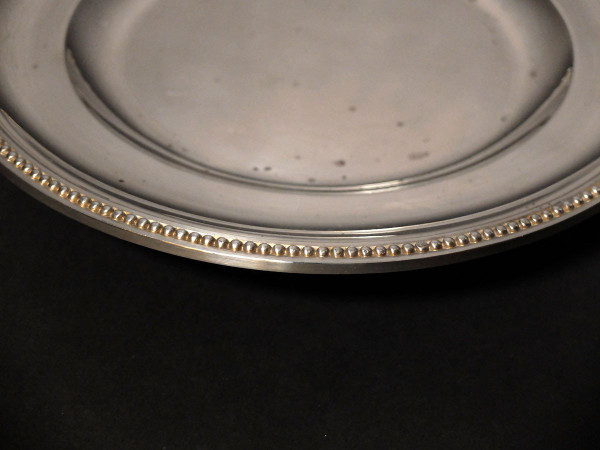 Plat rond en argent massif poinçonné à la Minerve