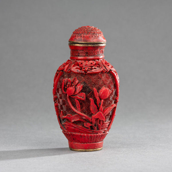 Cinnabar Lacquer Snuffbox, 19th Century