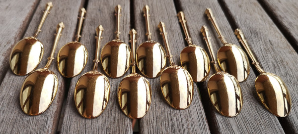 Box including 12 mocha spoons in vermeil neck brace hallmark goldsmith Hénin
