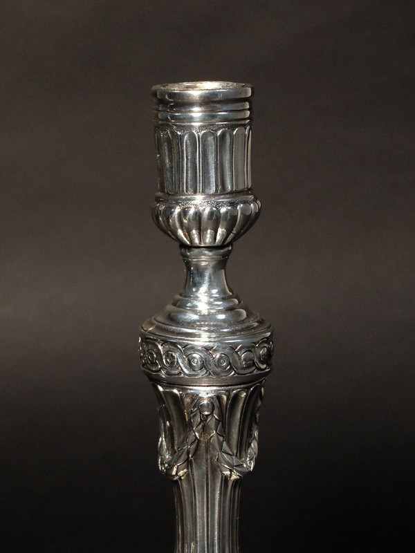 Coppia di candelieri in bronzo argentato epoca Luigi XVI