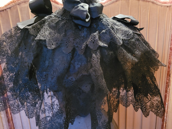Lace coatlet circa 1880 - 1900