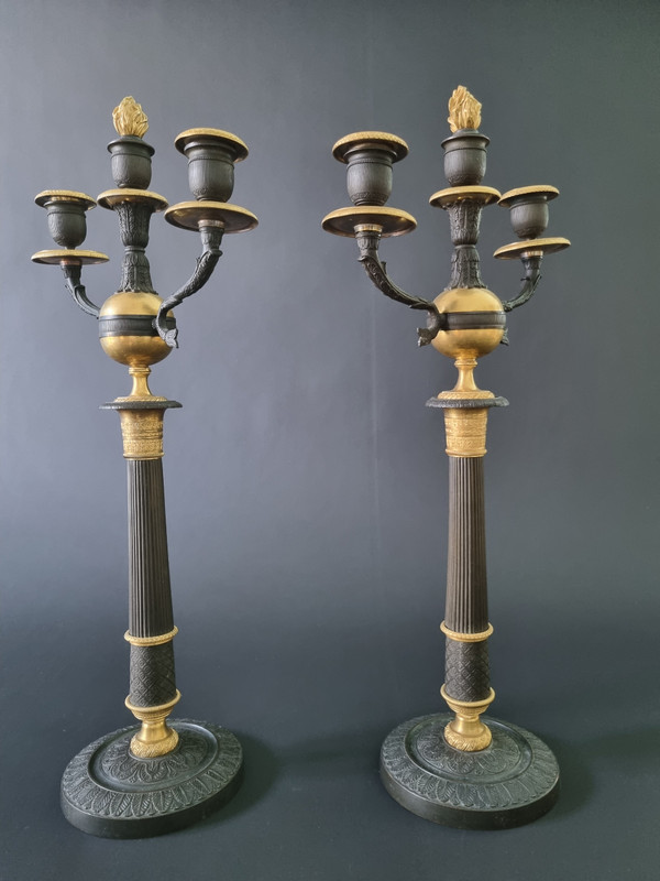 Paire De Candélabres en bronze doré et patiné d'époque Restauration. 
