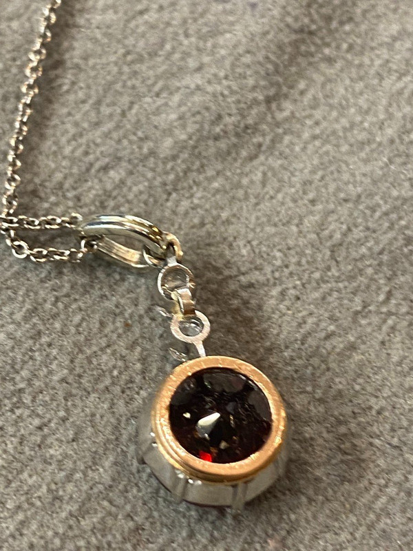 Garnet pendant Ref 367.97