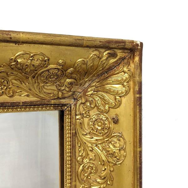 Miroir Ancien En Bois Et Stuc Doré d'époque Restauration.