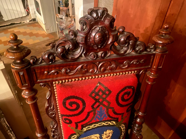 Wichtiger Sessel Napoleon III im Renaissance-Stil aus Palisanderholz, bezogen mit einer Tapisserie mit kleinen Punkten.