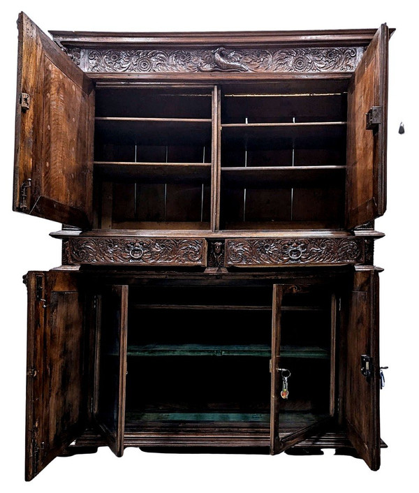 Quattro Porte in Noce del XVII Secolo con Decoro a Putti