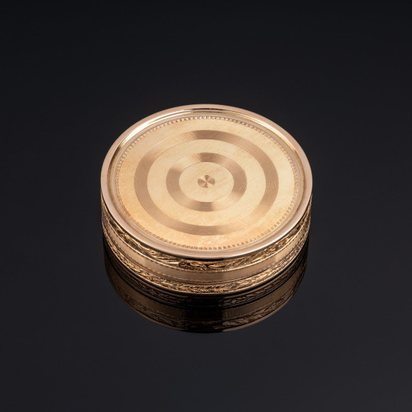 Louis XVI Period Gold Round Box