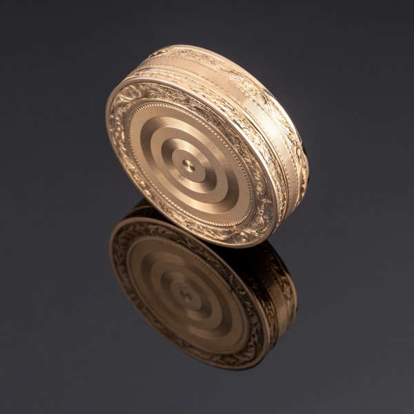 Louis XVI Period Gold Round Box