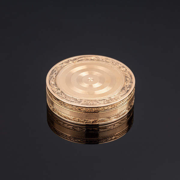 Louis XVI Period Gold Round Box