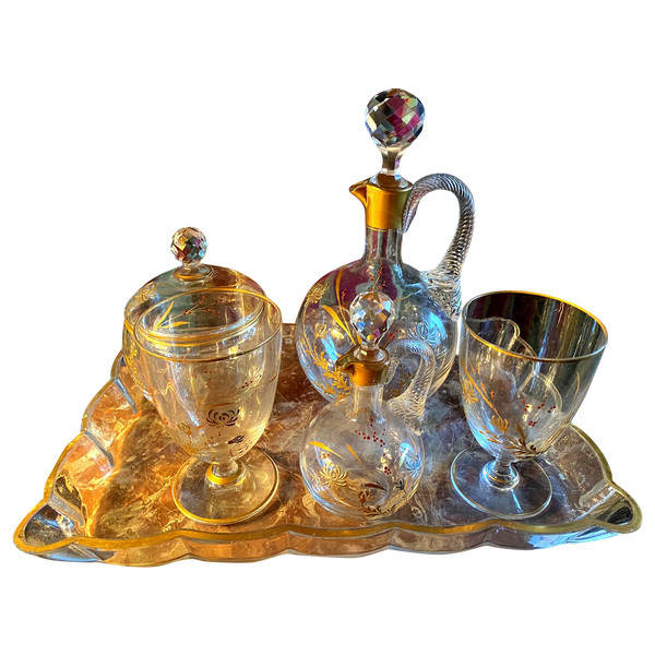 Service tête à tête  6pièces a digestif en cristal numéroté à motif en relief de fleurs dorées époque Napoléon III 