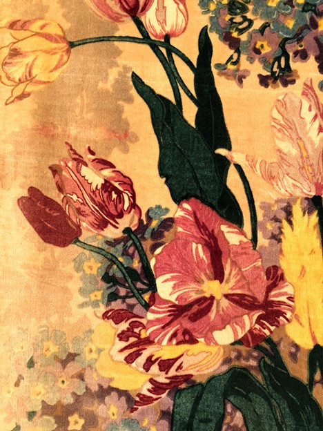 Tür aus bedrucktem Samt mit Blumendekor