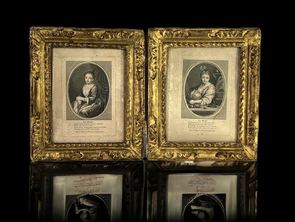 PAIR OF 17th EPOQUE LOUIS XVIII FRAMES WITH Gilded carved wood engravings