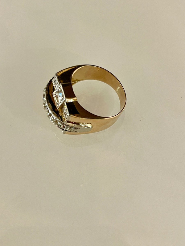 Anello Tank in oro, platino e diamanti