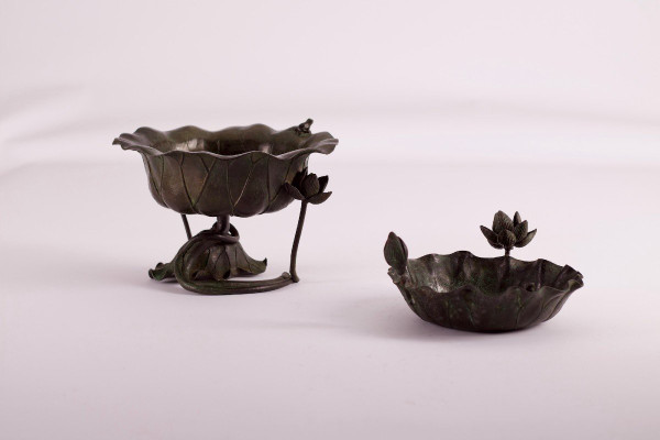 Ciotola tascabile vuota giapponese a forma di rana Ikebana con piedini di loto