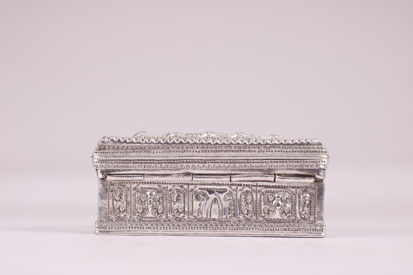Scatola di lime mezza luna in argento Burma Betel Shan