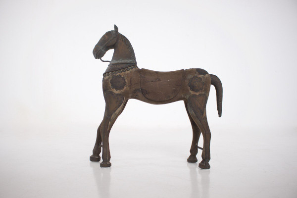 Cavallo del tempio in bronzo e legno