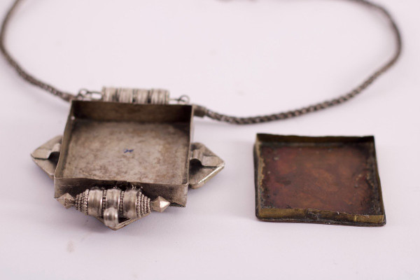 Ga'u Tibet Ancient Portable Reliquary