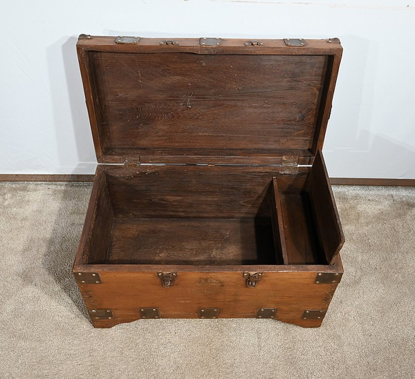 Marine trunk in solid teak - Late 19th century